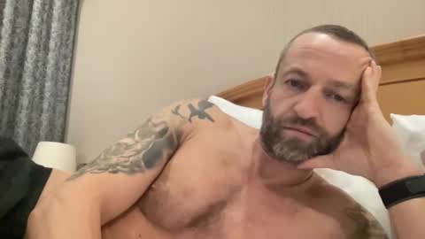 lick8me8hard online show from February 2025 05:27:01 PM