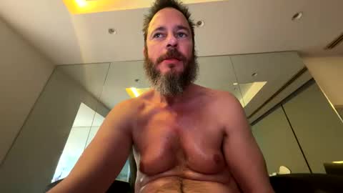 Snapshot of lickabate chatting on May 2026 05:07:01 PM Lickable online show from May 2026 05:07:01 PM