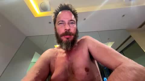 Snapshot of lickabate chatting on June 2026 01:35:01 PM Lickable online show from June 2026 01:35:01 PM
