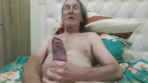 lickittostickit online show from February 2025 03:19:01 PM