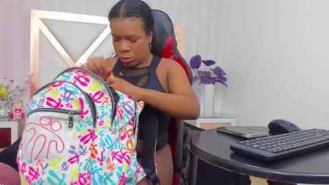 Snapshot of licyevans chatting on November 2025 07:06:01 PM licy online show from November 2025 07:06:01 PM