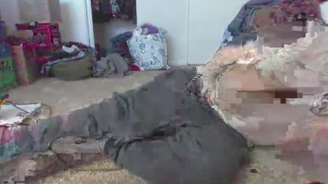 lifeofedger79 online show from April 2026 07:27:01 PM