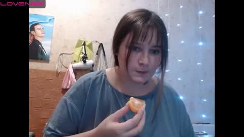 light_lunaa online show from December 2024 11:23:02 AM