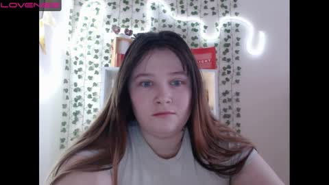 light_lunaa online show from January 2025 03:28:02 AM