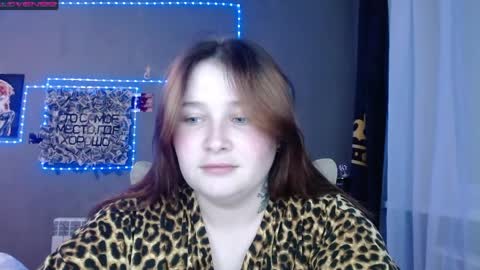 light_lunaa online show from May 2026 03:30:02 PM