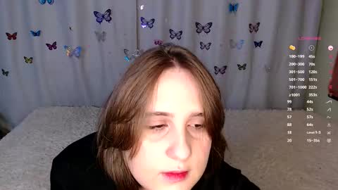 Snapshot of lightnea chatting on November 2025 01:06:01 PM Nea online show from November 2025 01:06:01 PM