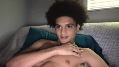 lightskinwithgirth online show from April 2026 06:05:02 PM