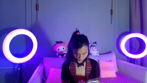Snapshot of lihnpham chatting on December 2025 03:12:03 AM Lihn Pham online show from December 2025 03:12:03 AM