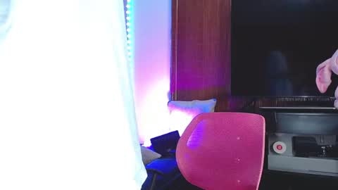 Daniel online show from November 2025 12:13:01 AM