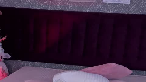 Snapshot of liiacathaleya chatting on December 2025 08:24:02 PM Lia online show from December 2025 08:24:02 PM