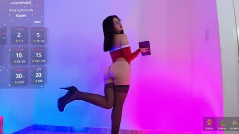 Snapshot of liiah_tay chatting on December 2024 03:08:01 PM LIAH online show from December 2024 03:08:01 PM