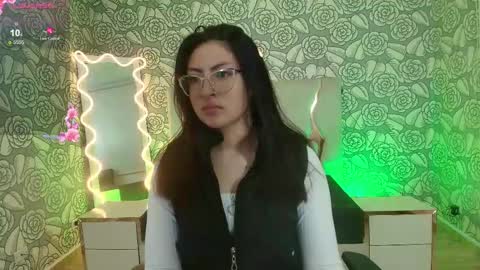 Snapshot of liiah_tay chatting on March 2025 11:42:02 AM LIAH online show from March 2025 11:42:02 AM