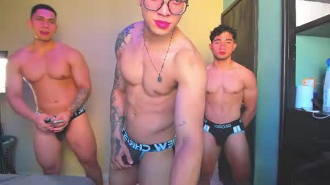 Snapshot of liiam_jesus chatting on July 2026 12:44:02 PM liiam_jesus online show from July 2026 12:44:02 PM