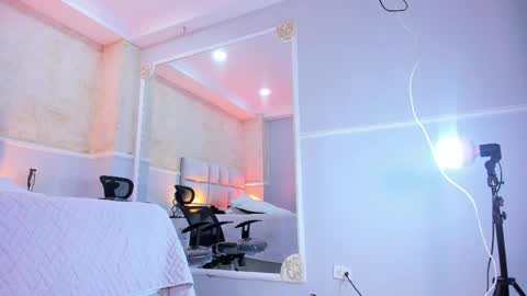 Snapshot of liiamhudson_ chatting on March 2025 01:40:01 PM L I I A M online show from March 2025 01:40:01 PM