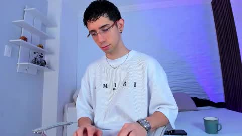 Snapshot of liiamhudson_ chatting on September 2025 06:13:02 PM L I I A M online show from September 2025 06:13:02 PM