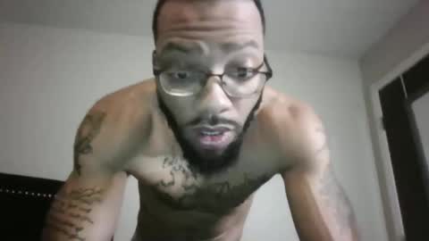 Snapshot of liightskinlover chatting on November 2025 05:36:02 PM liightsinlover online show from November 2025 05:36:02 PM