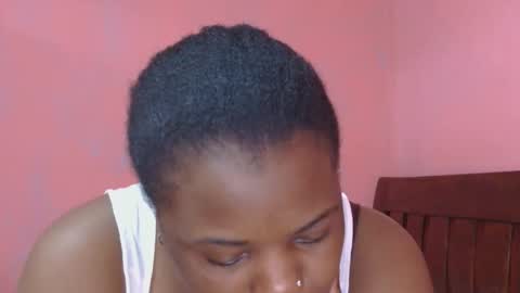 Snapshot of liilcutiee chatting on September 2025 10:50:01 AM Lily online show from September 2025 10:50:01 AM