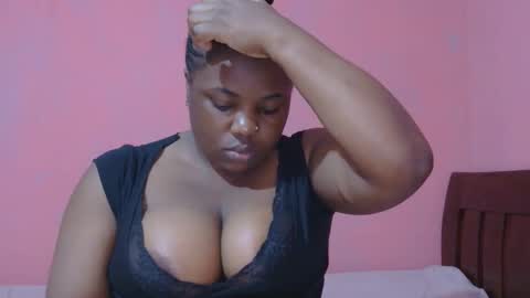 Snapshot of liilcutiee chatting on October 2025 11:09:02 AM Lily online show from October 2025 11:09:02 AM