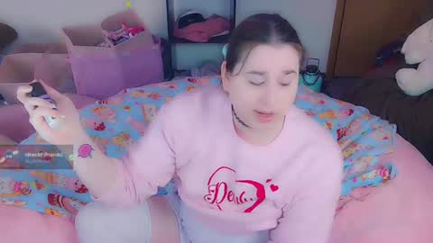 Snapshot of lil_alison_heart chatting on February 2025 03:15:02 PM Lil Alison Heart online show from February 2025 03:15:02 PM