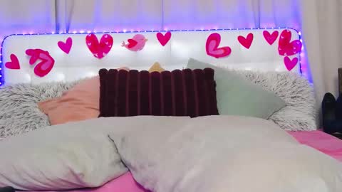 Lil Bella G online show from February 2025 11:11:02 AM