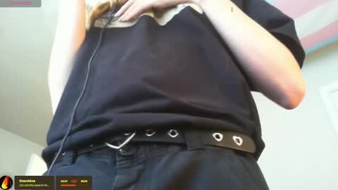 lil gemmie online show from October 2025 05:00:01 PM