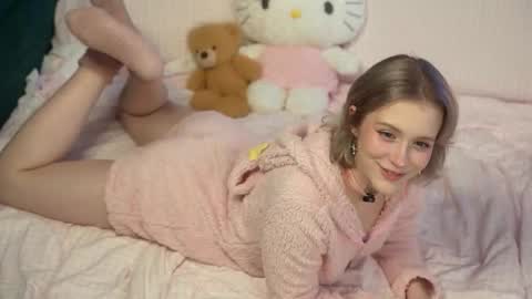 Rina  online show from October 2025 01:06:01 AM