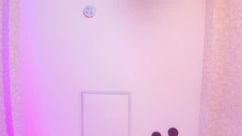 Snapshot of lila_cohen chatting on February 2025 09:41:02 PM L I L A online show from February 2025 09:41:02 PM