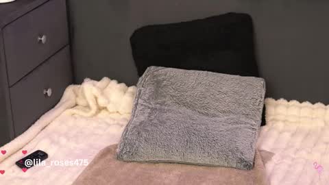 Snapshot of lila_hottie_rosie chatting on March 2026 05:24:01 AM Lila The Hottie online show from March 2026 05:24:01 AM