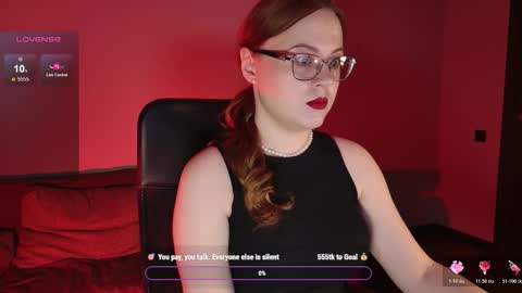 Snapshot of lila_pitt chatting on March 2026 06:19:01 AM lila_pitt online show from March 2026 06:19:01 AM