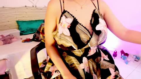 Snapshot of lilah_sweet chatting on June 2026 12:07:02 PM Lilah Sweet online show from June 2026 12:07:02 PM