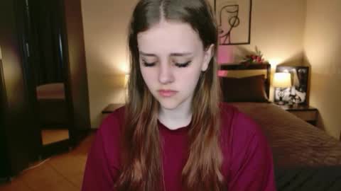 Snapshot of lilasparkling chatting on May 2026 05:03:02 AM LilaSparkling online show from May 2026 05:03:02 AM