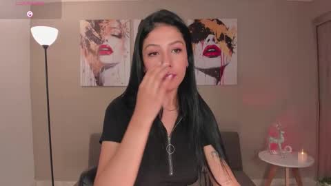 Snapshot of lilawest chatting on November 2025 02:17:01 PM Lila West online show from November 2025 02:17:01 PM