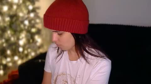 Rebecca online show from November 2025 07:52:02 PM