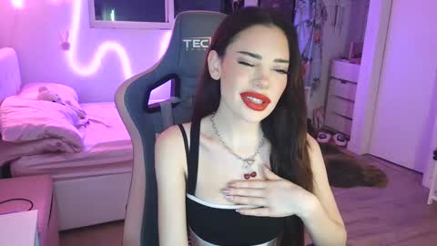 lilbina online show from October 2025 04:32:01 AM