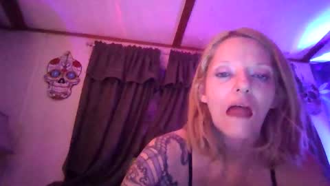 lilbit4u online show from December 2024 09:22:02 AM