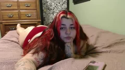 Snapshot of lilcandybits chatting on September 2025 12:37:02 AM candy online show from September 2025 12:37:02 AM