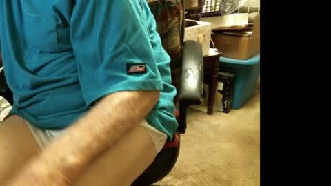 Snapshot of lile_luvit chatting on January 2025 09:24:01 PM Sasquatch online show from January 2025 09:24:01 PM