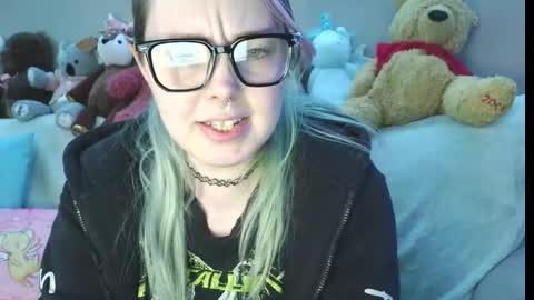 emily ryanson online show from February 2026 11:01:02 PM