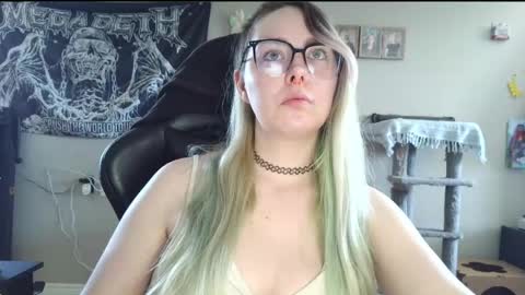 emily ryanson online show from April 2026 07:48:01 PM