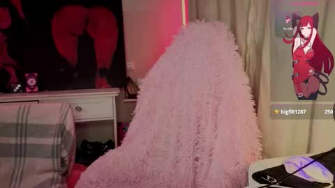 Nika and Lori online show from October 2025 12:23:02 PM