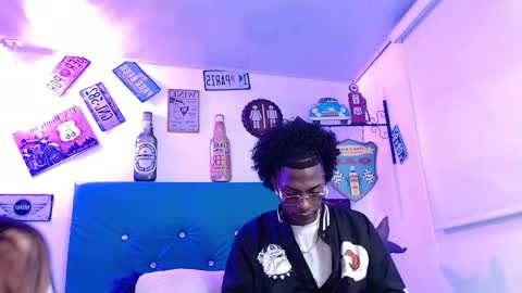 lili_roussi online show from October 2025 12:33:02 AM