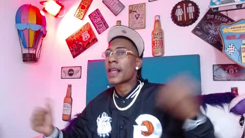 Snapshot of lili_roussi chatting on November 2025 08:10:01 PM lili_roussi online show from November 2025 08:10:01 PM