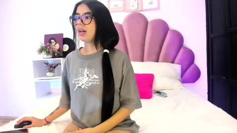 Lili Stone online show from March 2026 03:52:01 AM