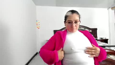 liliamilf online show from December 2024 03:48:02 AM