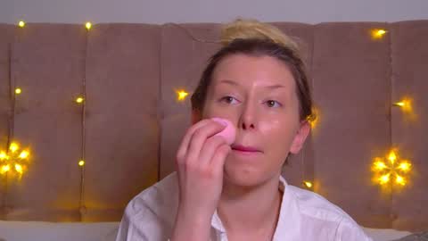 Mia online show from January 2025 06:24:01 AM