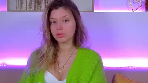 Mia online show from February 2025 06:31:01 AM