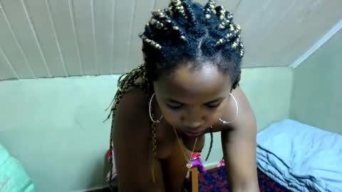 liliah online show from February 2025 03:50:02 PM