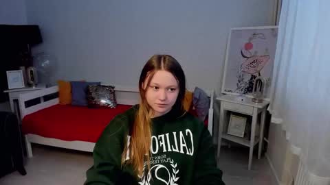 Lilian online show from March 2026 01:06:02 PM