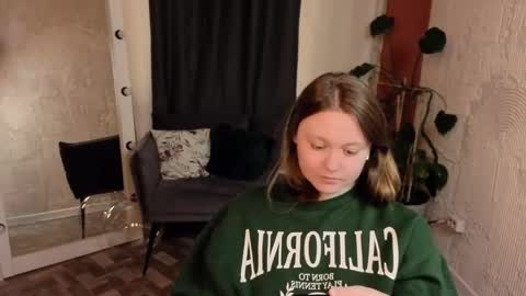 Lilian online show from April 2026 07:45:01 AM