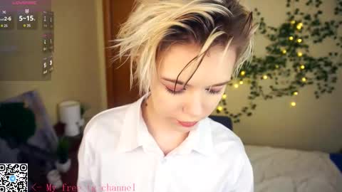 Lilian online show from November 2025 06:56:02 AM